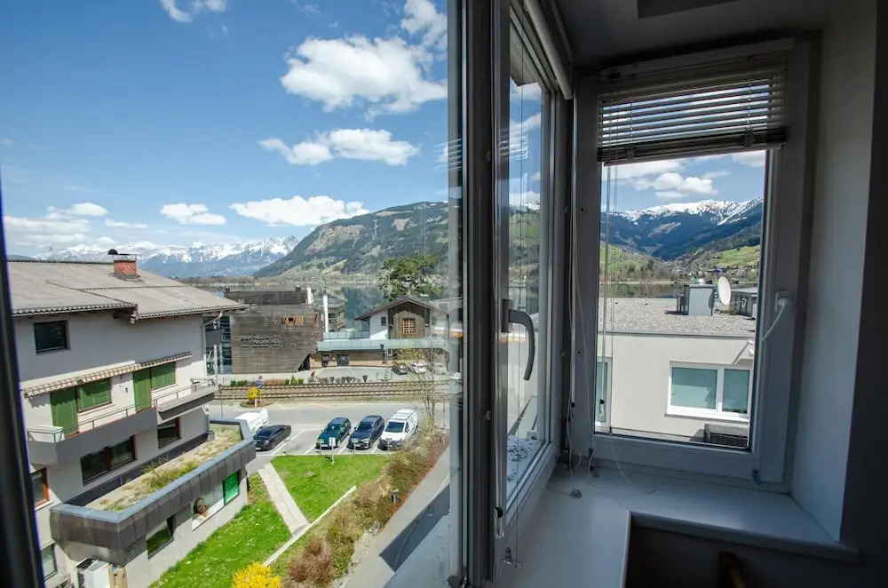 Penthouse A Zell am See With Lake View