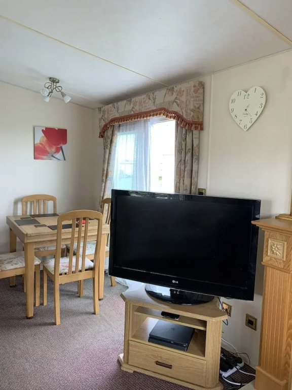 Remarkable 2-bed Caravan in Ingoldmells