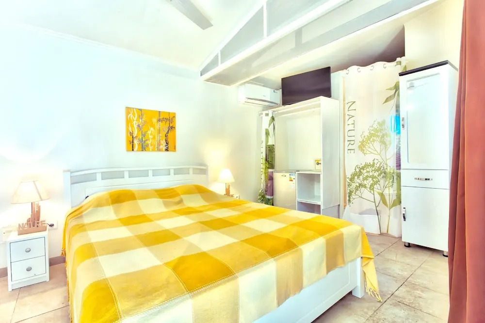 Studio in Ravine des Cabris, With Pool Access and Wifi - 9 km From the