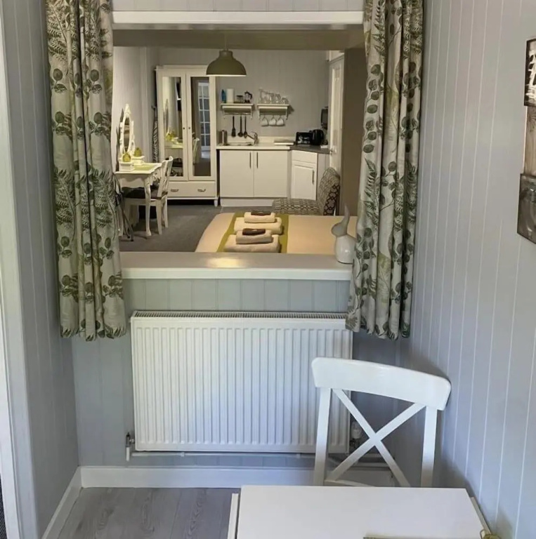 Petherton Cottage Studios