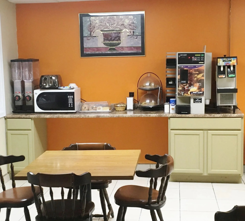Knights Inn Paxinos Elysburg