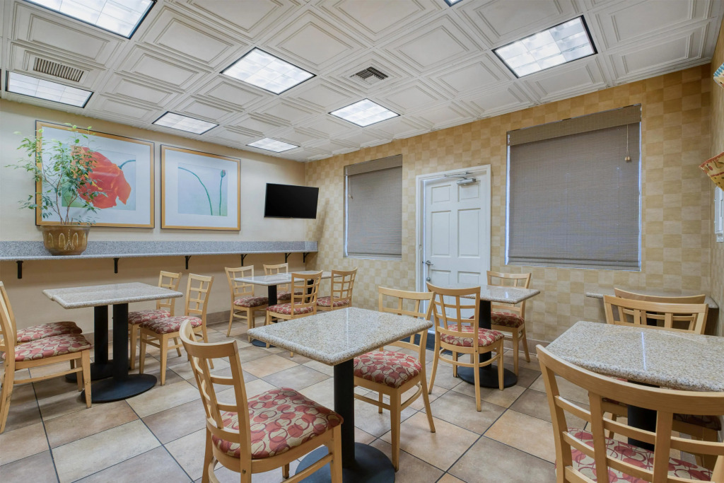 SureStay Hotel by Best Western Camarillo