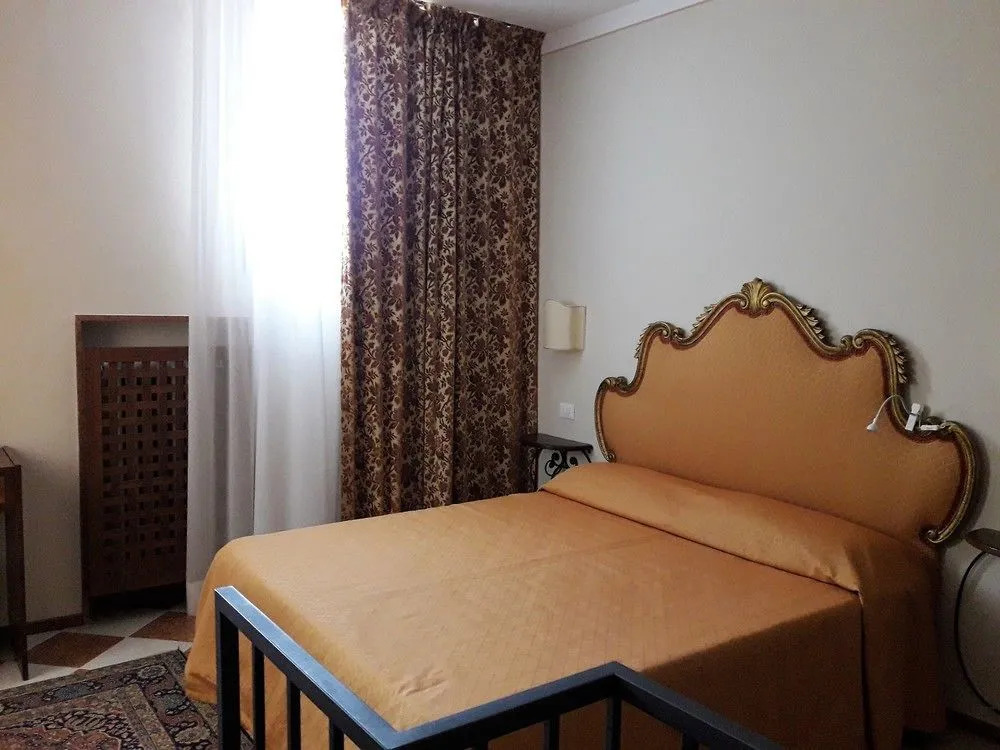 B&B Corner