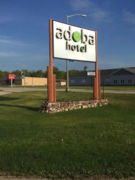 adoba® hotel Naubinway