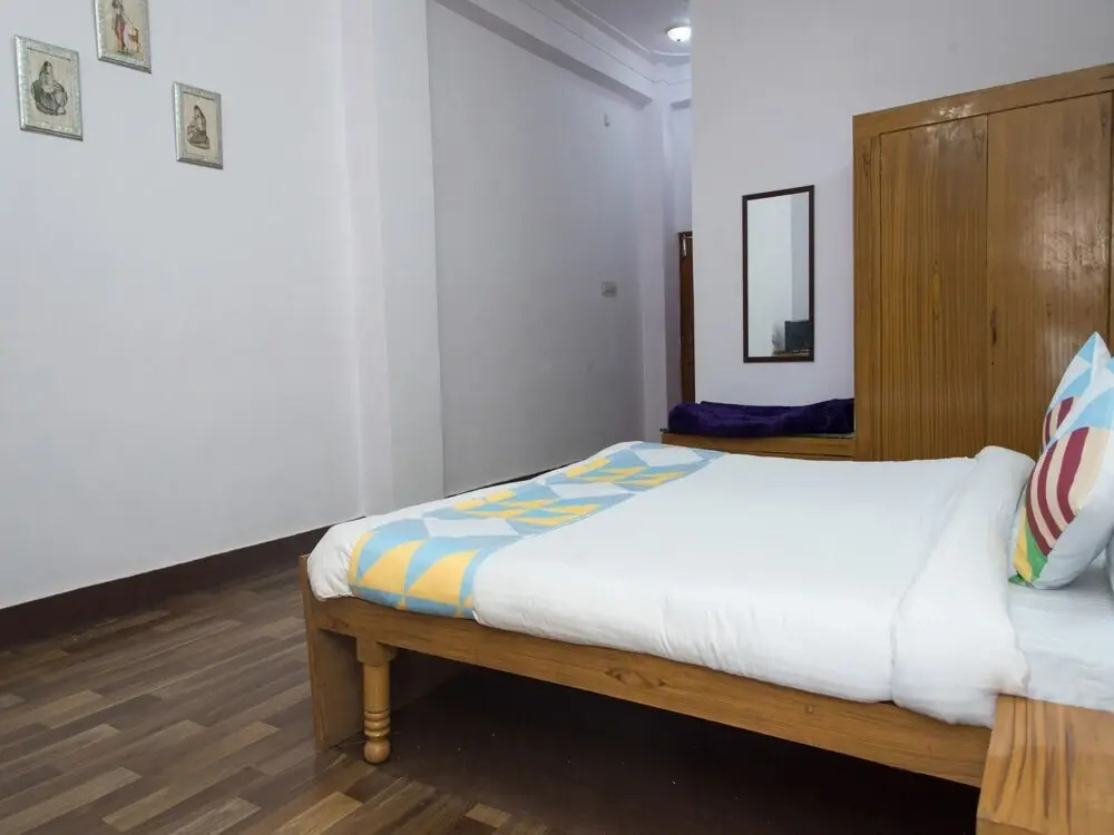 Oyo 16816 Home Garden View Resort Stay NH 48 Kaya