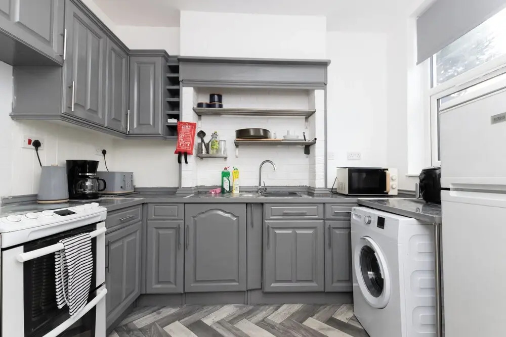 Cozy Nottingham Retreat Entire Home With 4 Bedroom