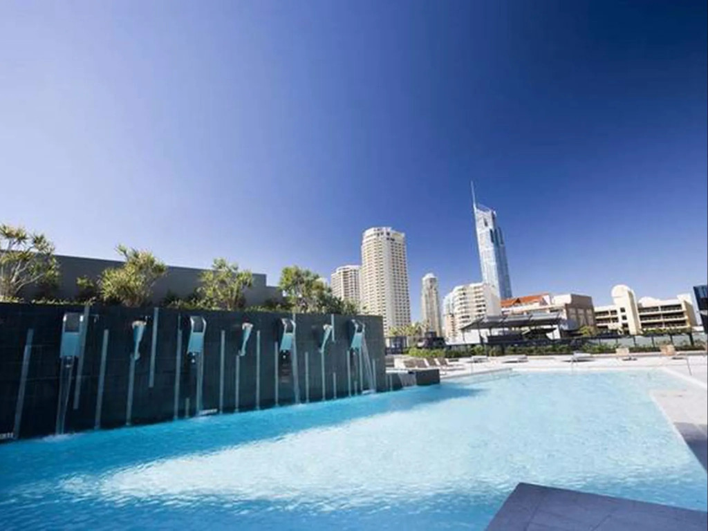 Circle On Cavill Surfers Paradise Apartments-Holiday Paradise