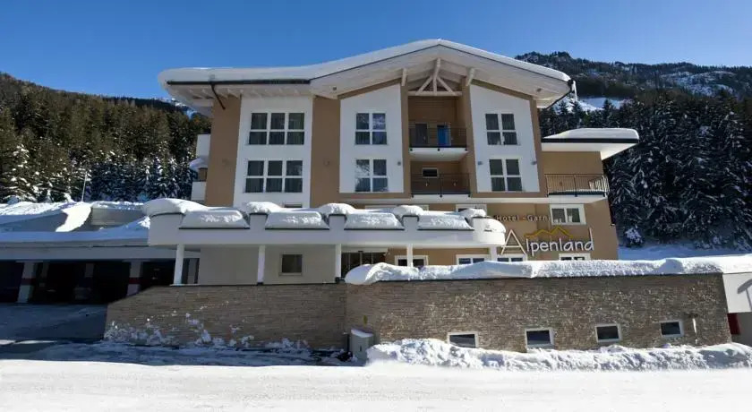 Hotel Garni Alpenland