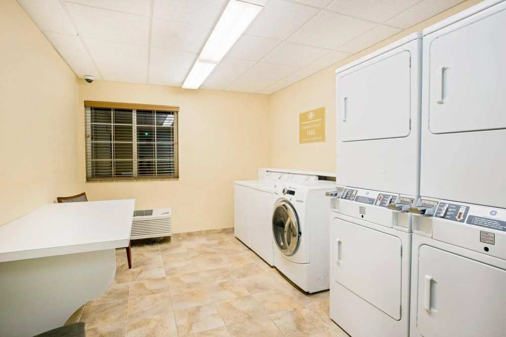 Candlewood Suites Pittsburgh-Cranberry by IHG