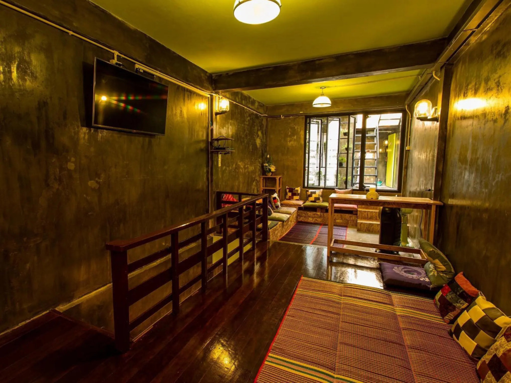 Hometown Hostel