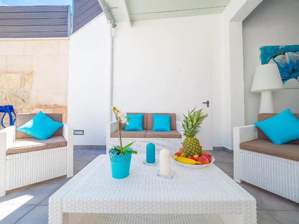 Apartamento Piscina Muro