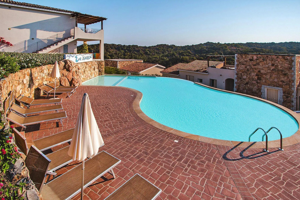 Apartment in Golfo Aranci with elevator