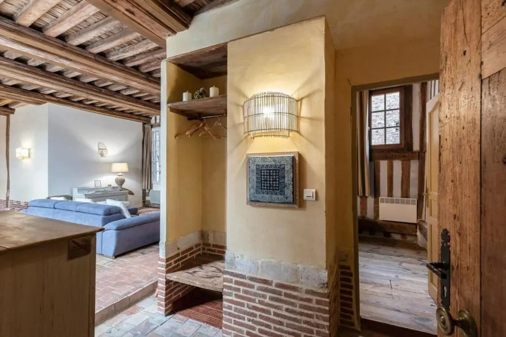 the charming wood - 2ch - 76m2 - full center town
