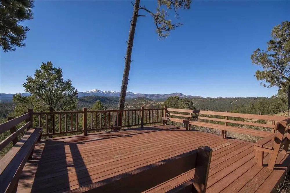 Blue Lake Lodge - Seven Bedroom Cabin with Hot Tub