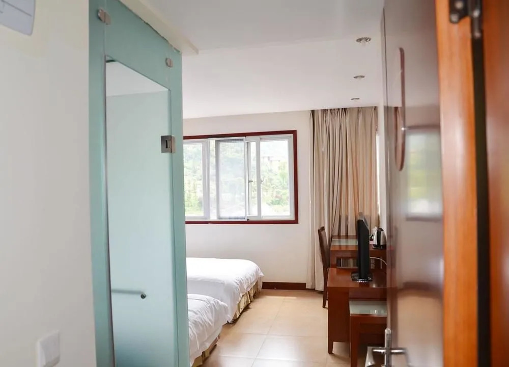 Heishan Fengshang Hotel
