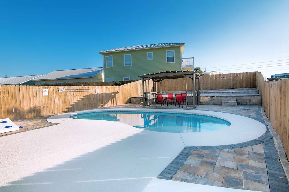 3919 Ocean View Drive - 4 Br Home