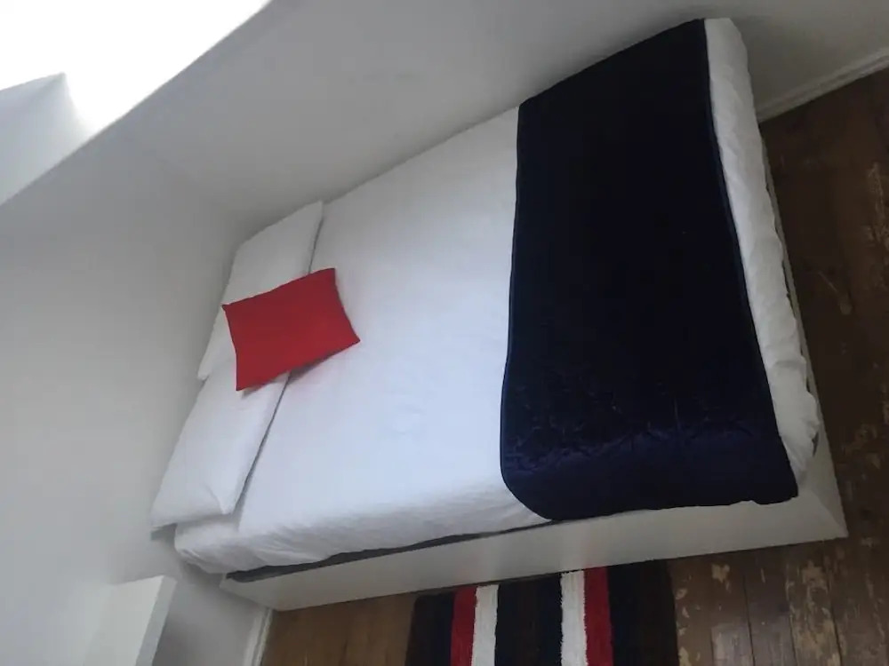 Royalty Hostel
