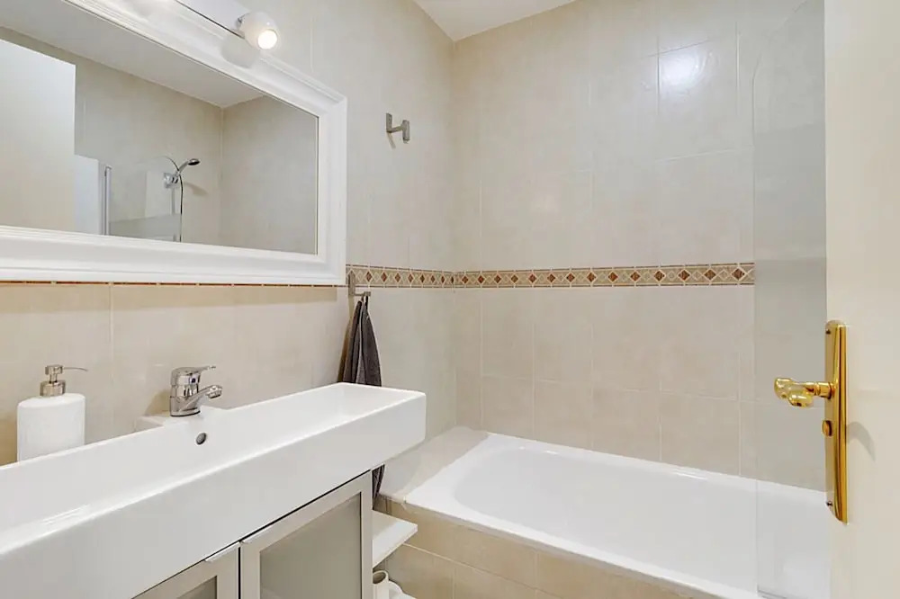 Apartamento Top Malaga cerca del Centro Histórico con parking