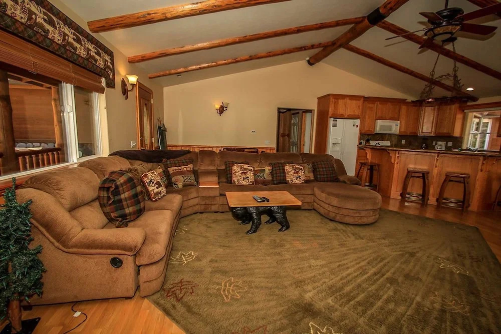 1603-golden Oak Views