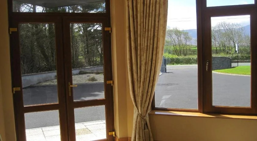 Killarney House