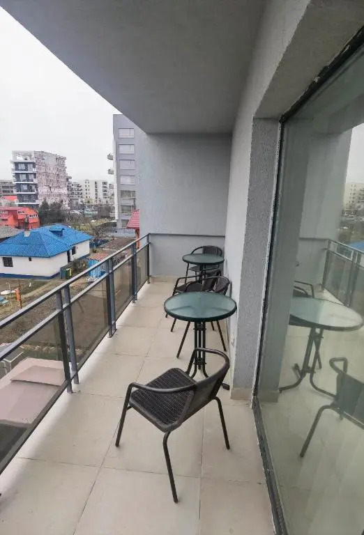 Apartament cu 2 camere zona Hanul cu Peste