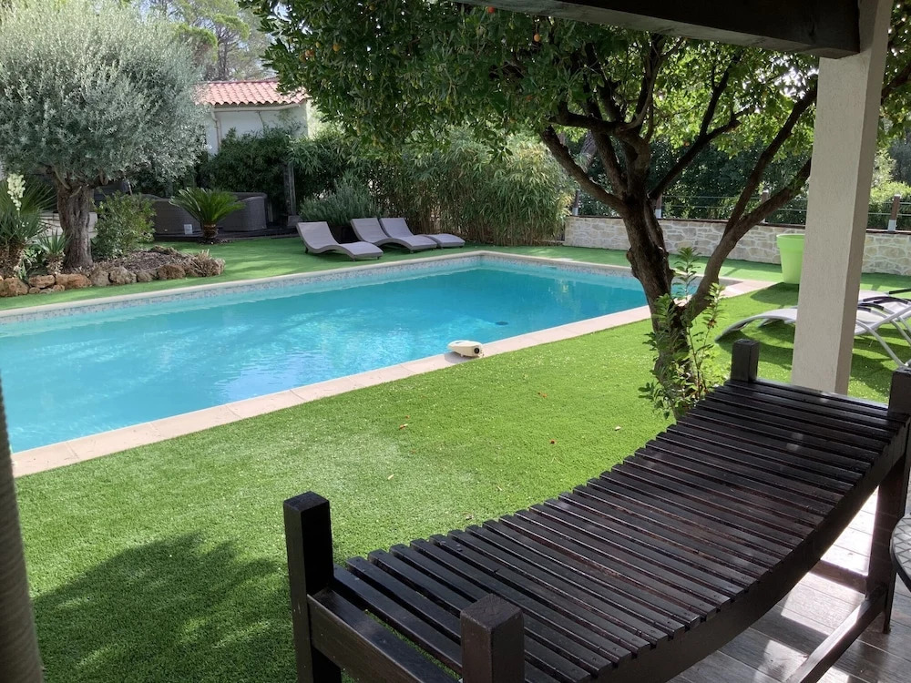 Lavish Holiday Home in Frejus With Private Swimming Pool