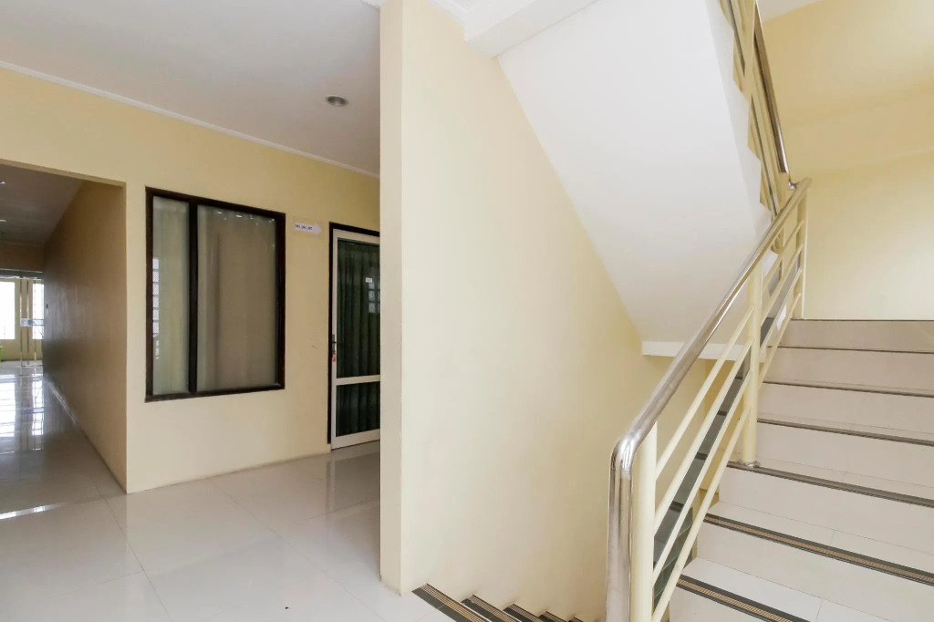 RedDoorz near Taman Samarendah Samarinda