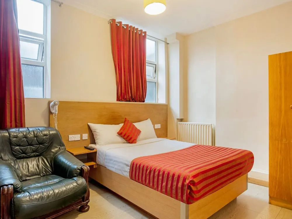 Quaint Holiday Home in London near Tower Bridge