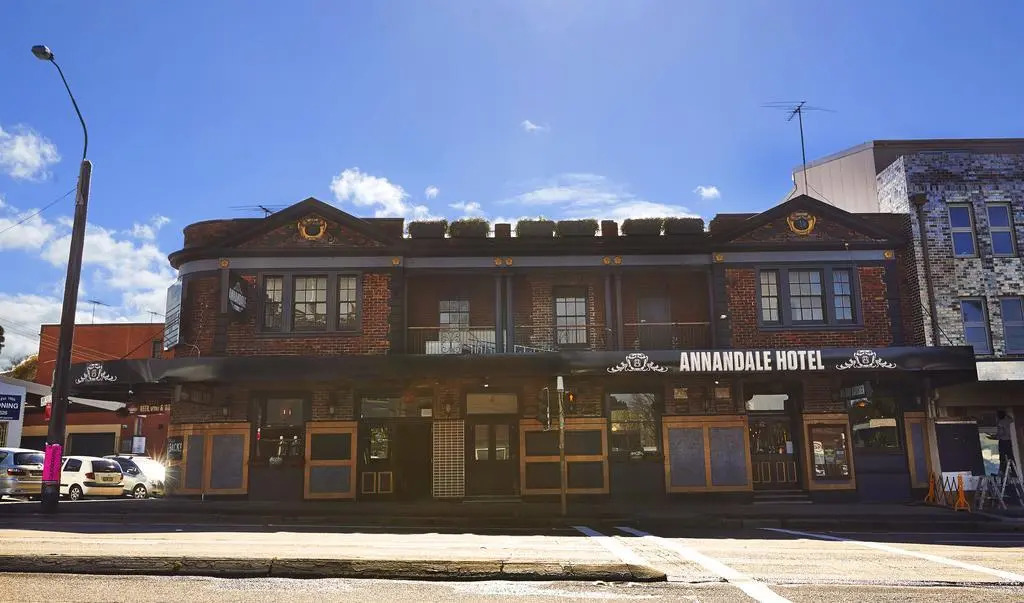 Annandale Hotel