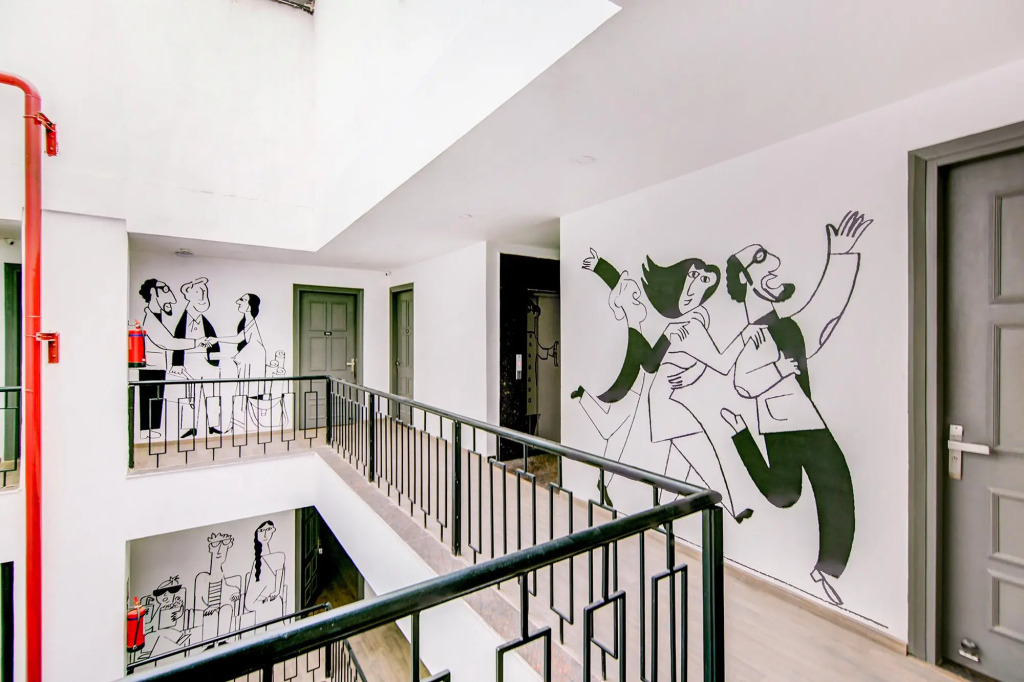 FabHotel J