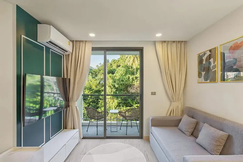 One bedroom Palmetto Condo Karon A 606