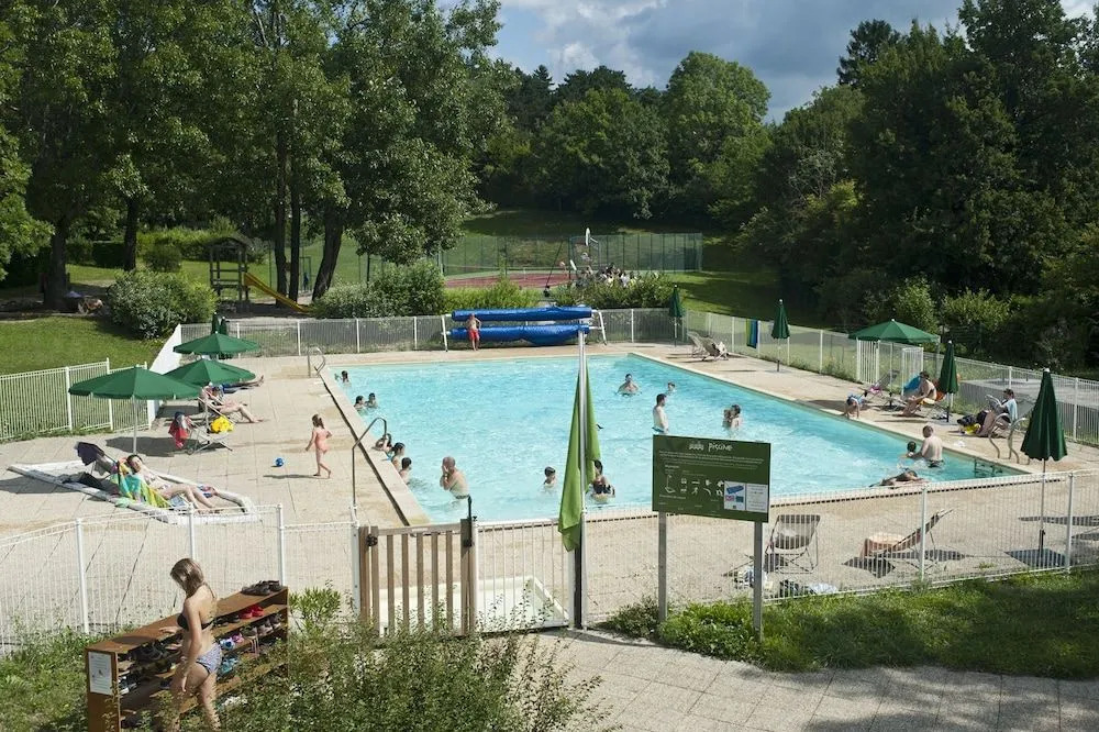 Huttopia Divonne les Bains