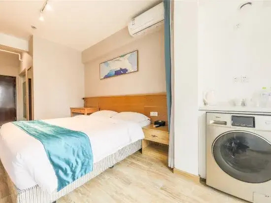 Yueyue Homestay (Chongqing West Railway Station Branch)