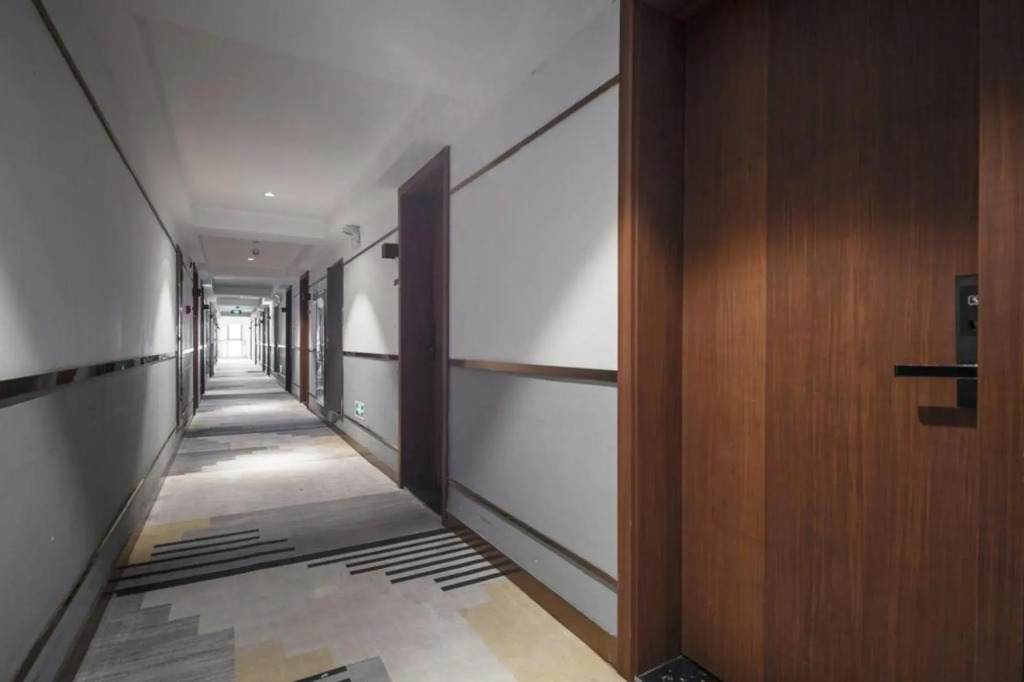 Xuanyue Hotel (Wuyi Square IFS International Financial Center)