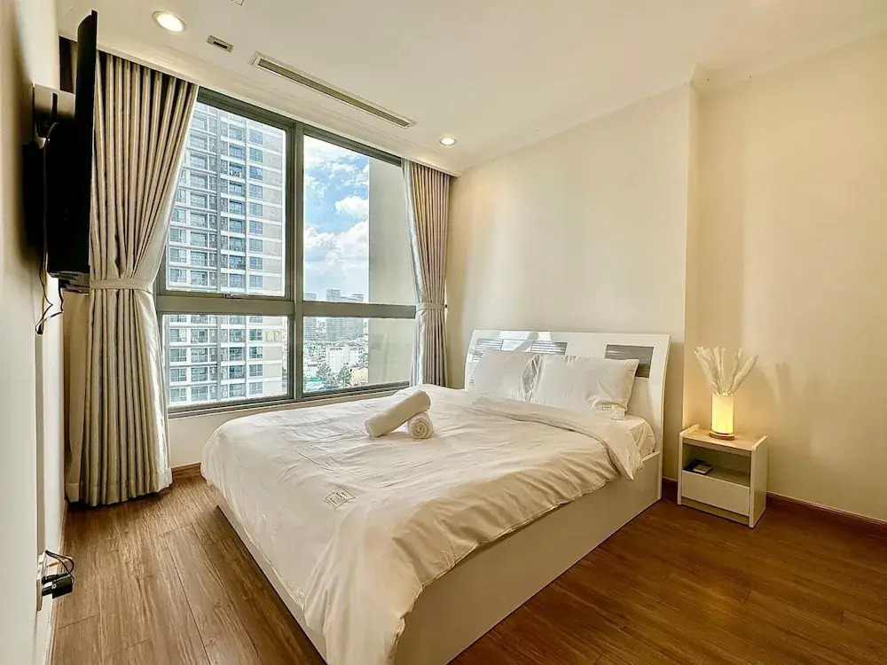 Vinhomes Royal Apartment