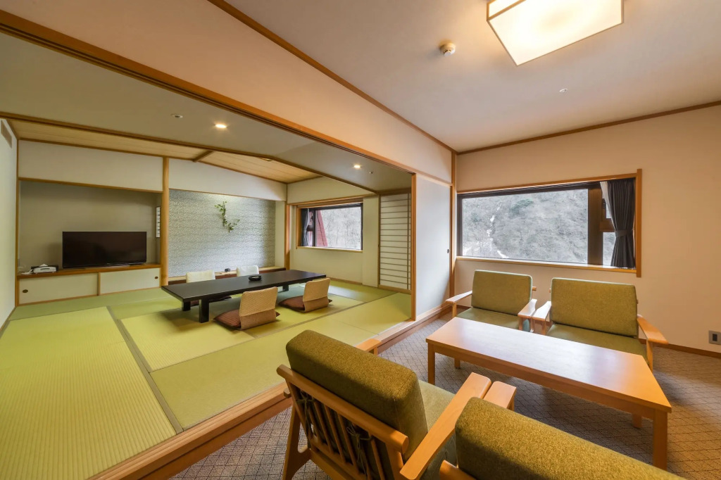 Kurobe Unazukionsen Yamanoha