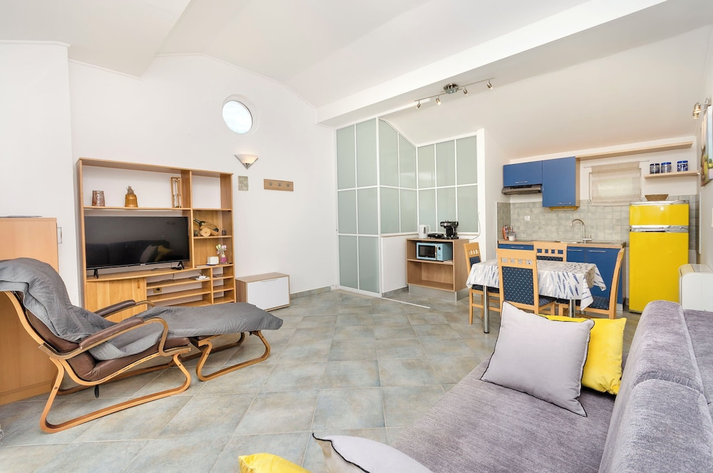 Apartments Maris