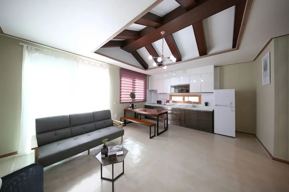Mori House