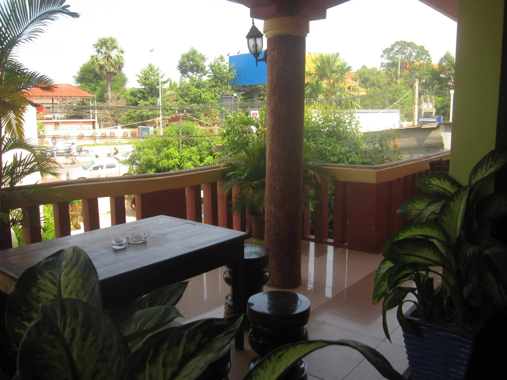 Ta Som Guesthouse & Tour Services
