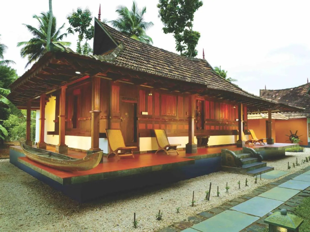 Alaya Stays Palm Dale Heritage Backwater Retreat with Garden & Restaurant