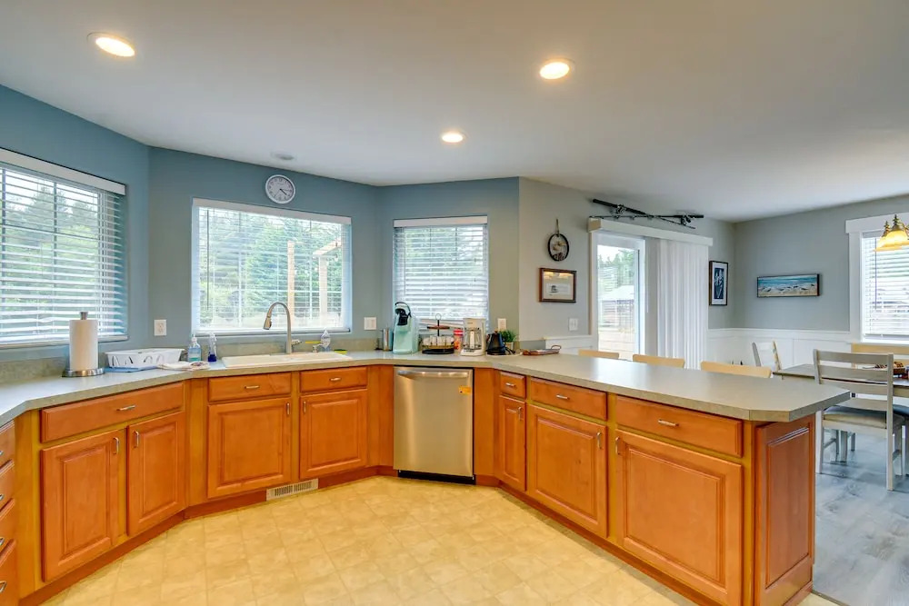Pet-friendly Westport Vacation Rental w/ Hot Tub!