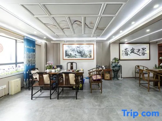 Xicheng Business Chain Hotel (Shenzhen Xintangwei Subway Station Shuanglong Subway Station Branch)