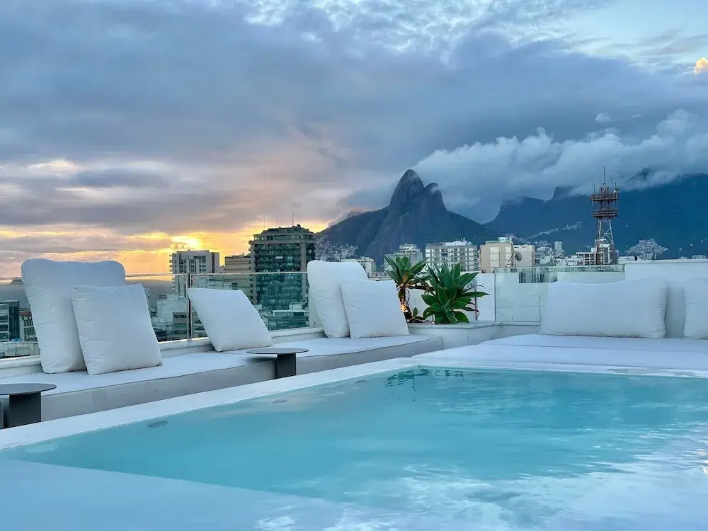 WhereInRio 4 suites luxury penthouse Ipanema