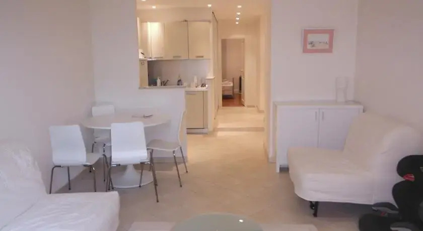 Riviera Rent Apartments - Guiglia Apartments