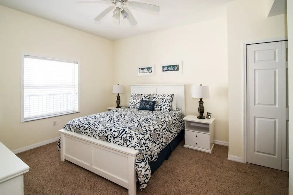 Oceanwalk Oasis - 3 Br condo by RedAwning