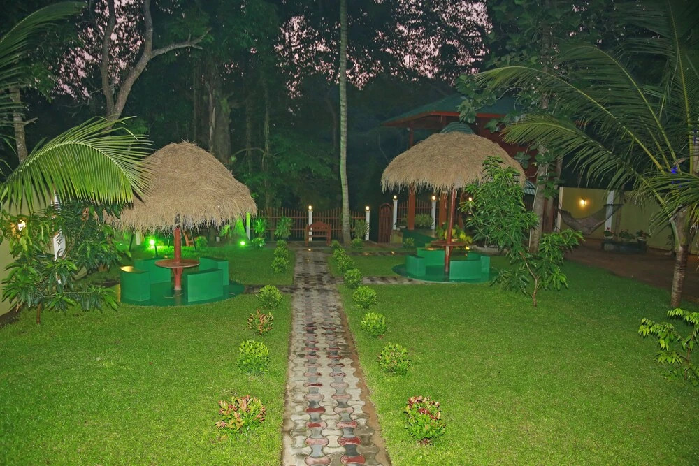 Hotel River Front
