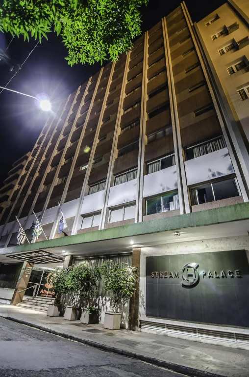 Stream Palace Hotel