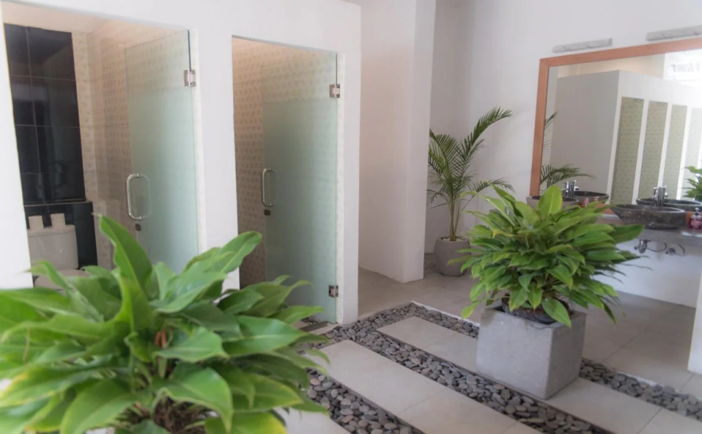 Puri Garden Hotel & Hostel