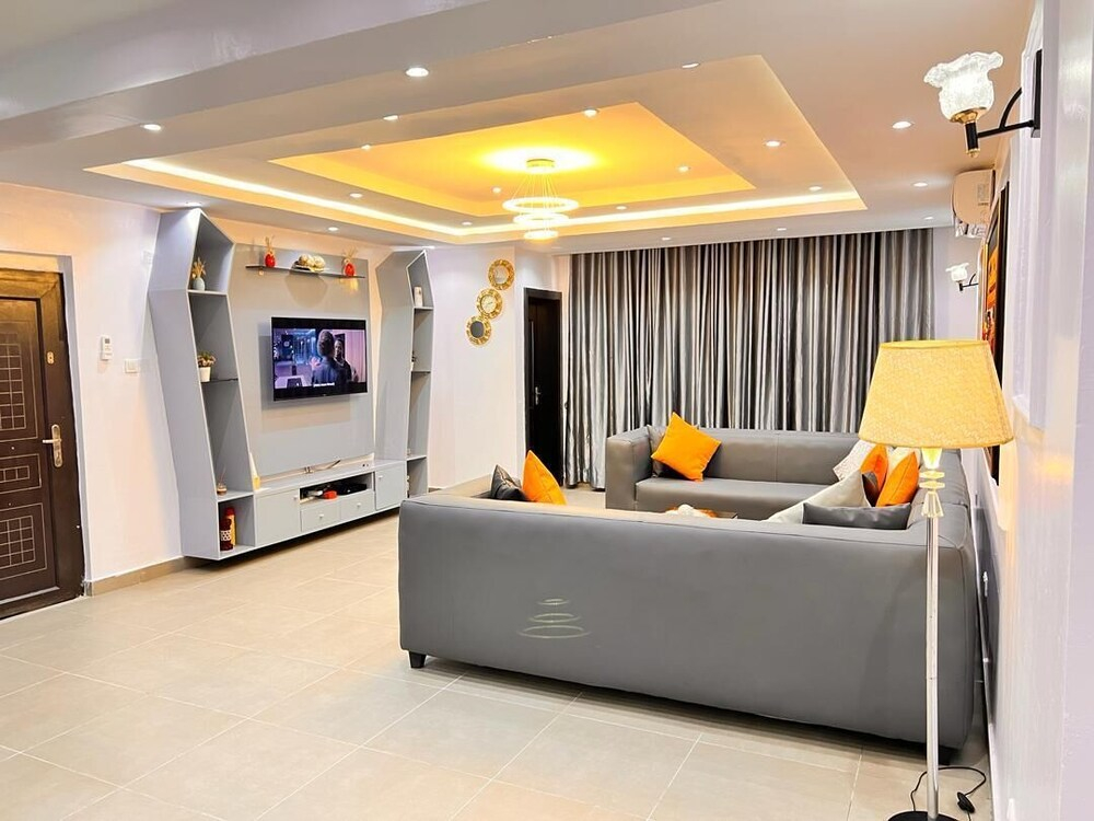 Service Apartment Hub