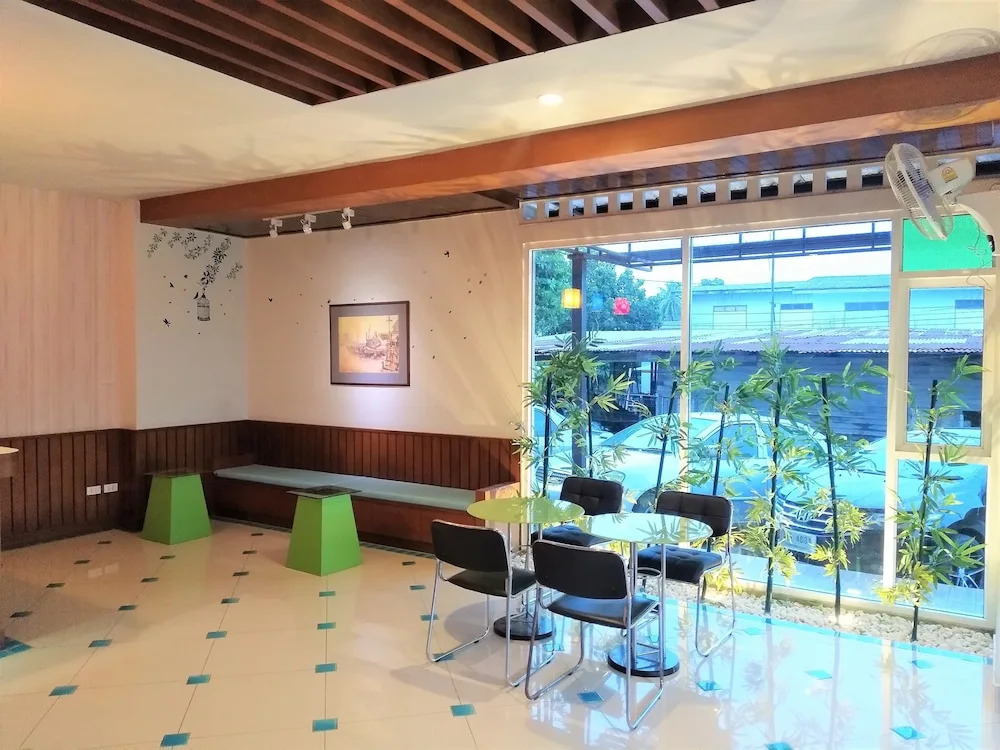 Aung Pung Serviced Apartment